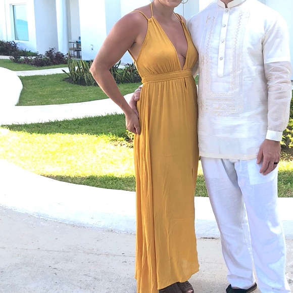 Astr Dresses & Skirts - Astr Mustard Yellow Halter Maxi Dress